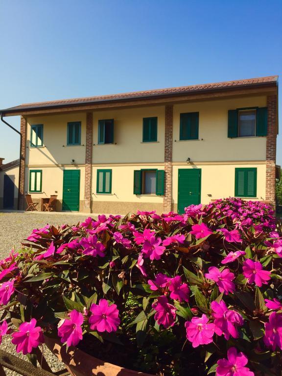 Villa Cascina Battivacco Milán Habitación foto